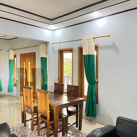 Villa Mutiara Citra Puncak Bu Eva Sampal Exterior foto