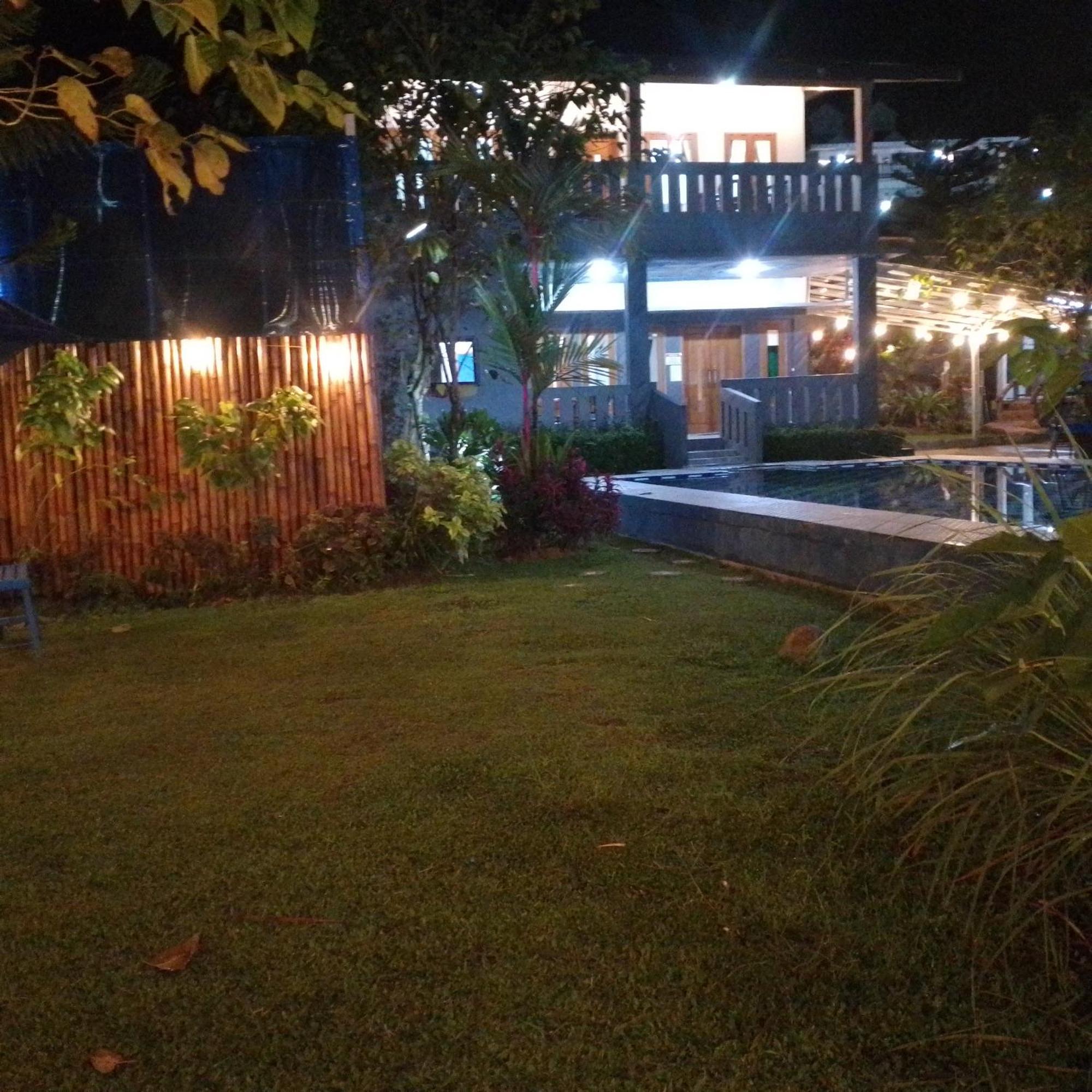 Villa Mutiara Citra Puncak Bu Eva Sampal Exterior foto