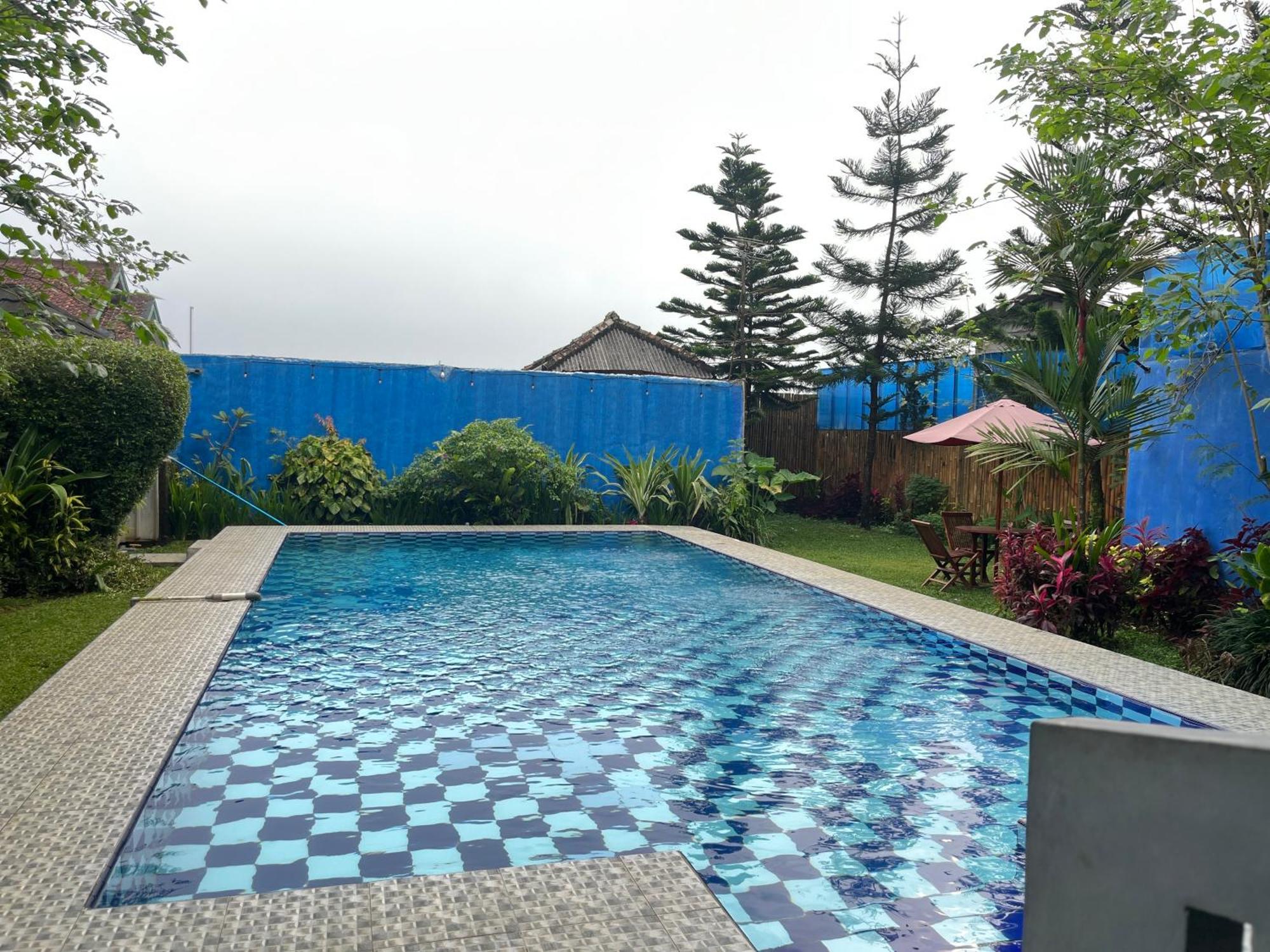 Villa Mutiara Citra Puncak Bu Eva Sampal Exterior foto