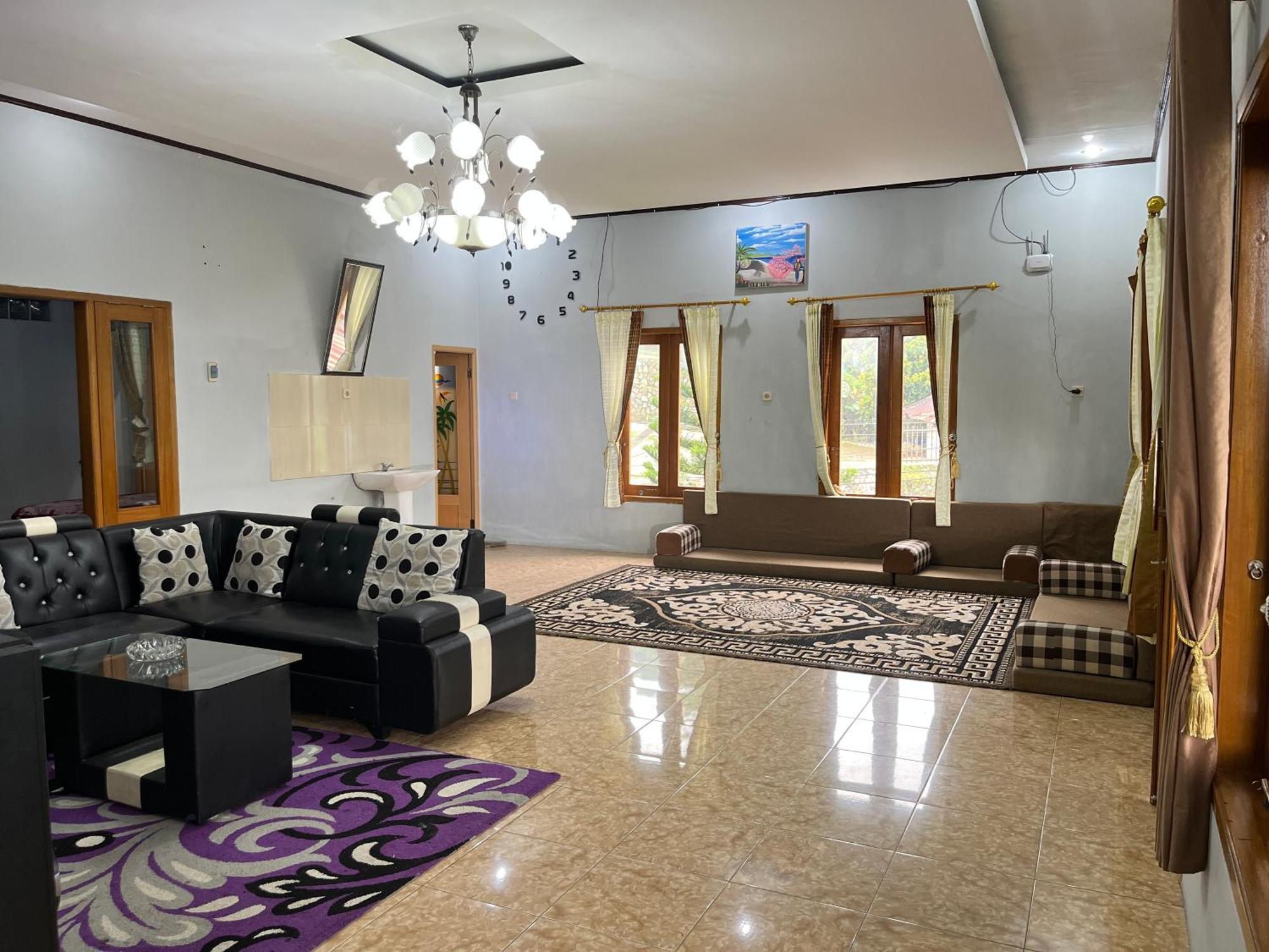 Villa Mutiara Citra Puncak Bu Eva Sampal Exterior foto